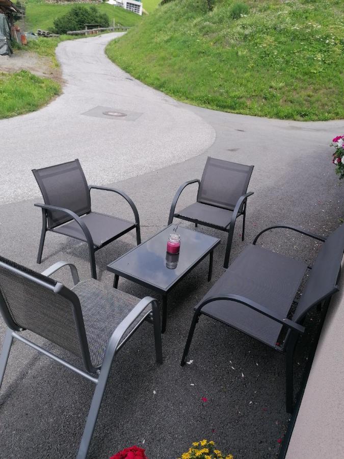 Haus In Der Kurve Appartement Kappl  Buitenkant foto